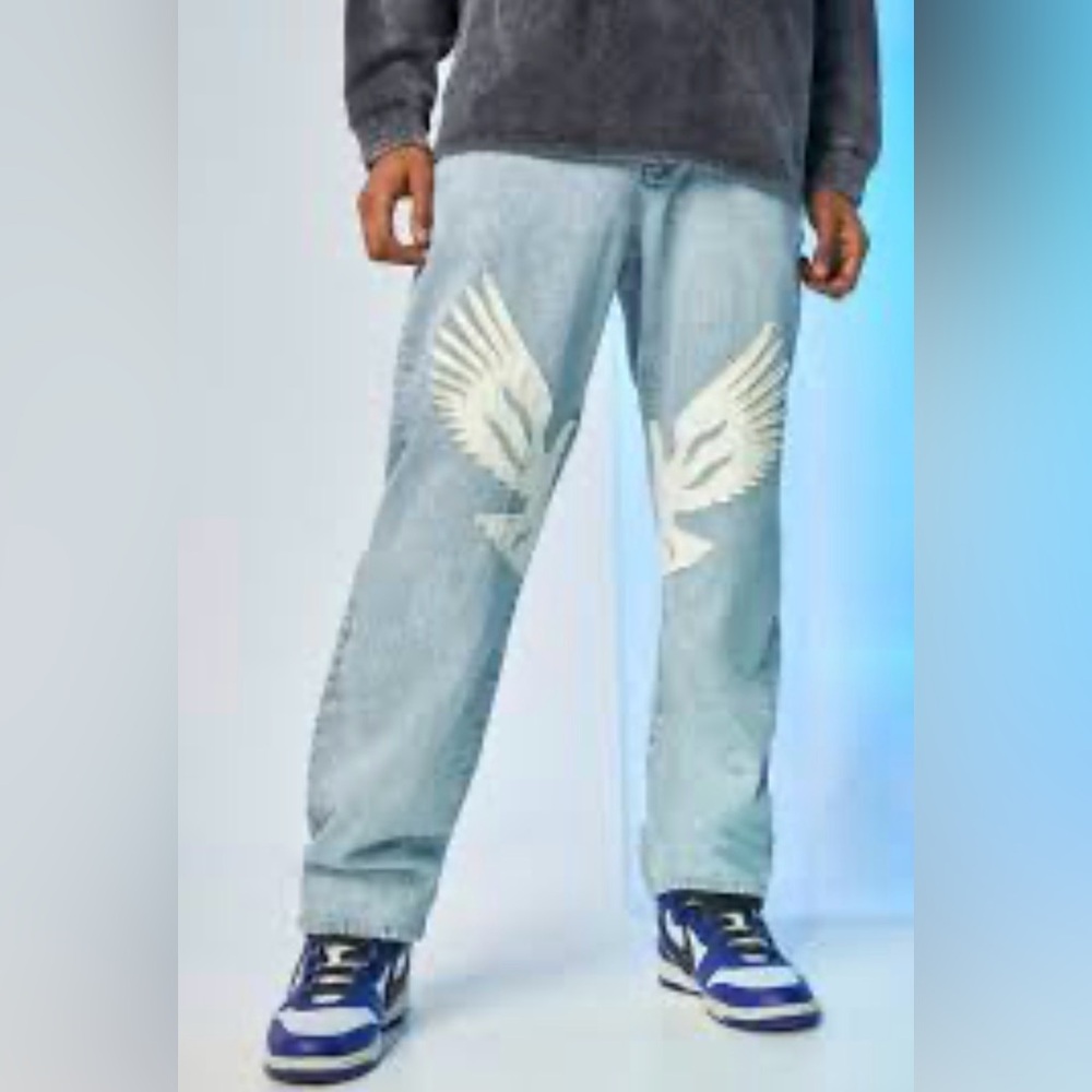 BoohooMAN Light Blue Denim Jeans with‎ doves